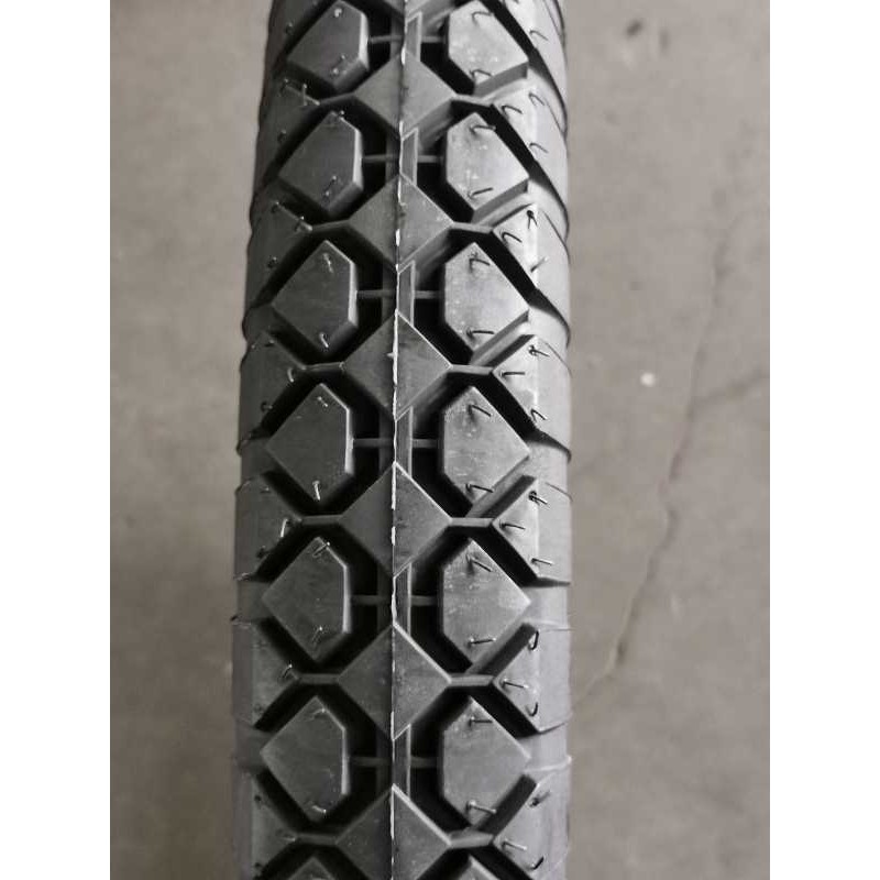 T-3035-WR-BW Tire 30x3-1/2 (23"" rim) Ward Riverside Ford Model T 1909-1925 T-3035-WR-BW Tire 30x3-1/2 (23"" rim) Ward Riverside Ford Model T 1909-1925